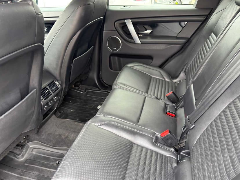 2020 Land Rover Discovery Sport - Image 27