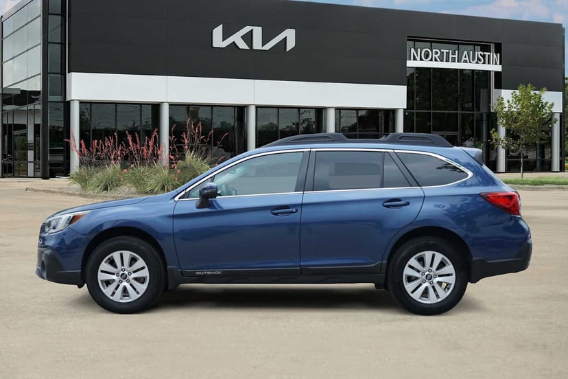 2019 Subaru Outback - Image 2