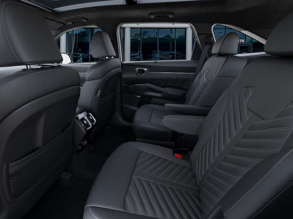 2025 Kia Sorento - Image 18