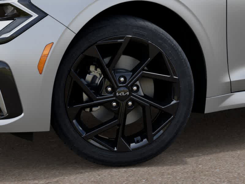 2026 Kia K5 - Image 9
