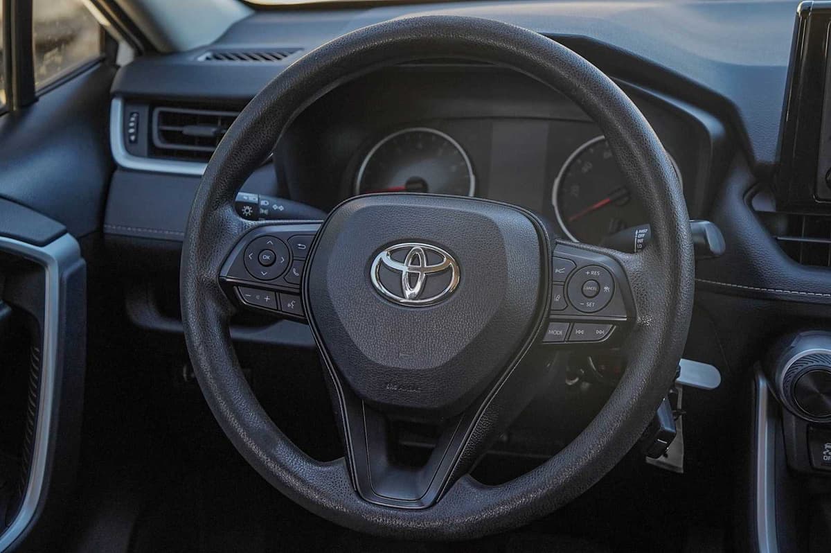 2021 Toyota RAV4 - Image 24