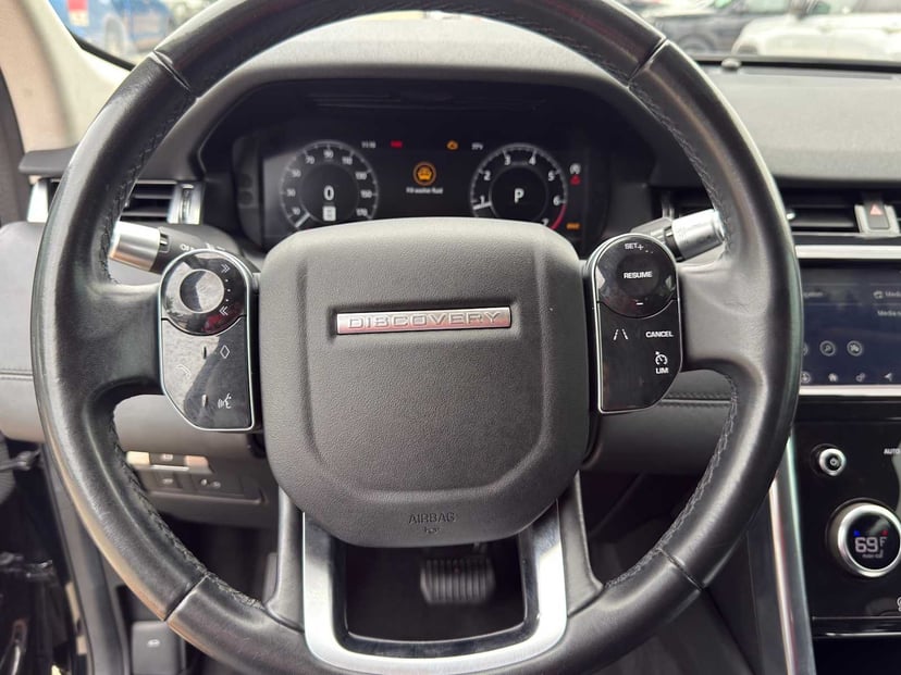 2020 Land Rover Discovery Sport - Image 19