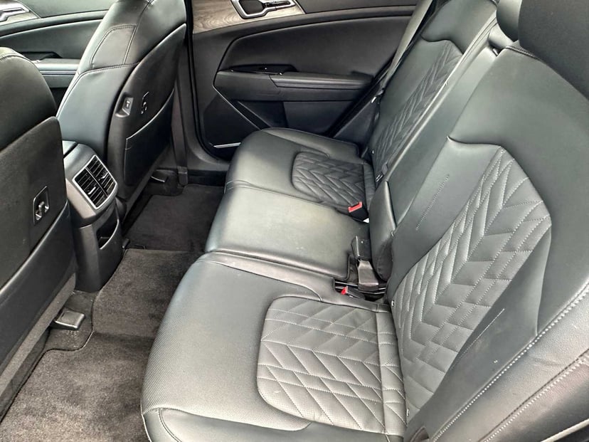 2024 Kia Sportage - Image 25
