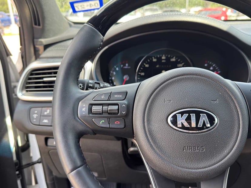 2018 Kia Sorento - Image 20