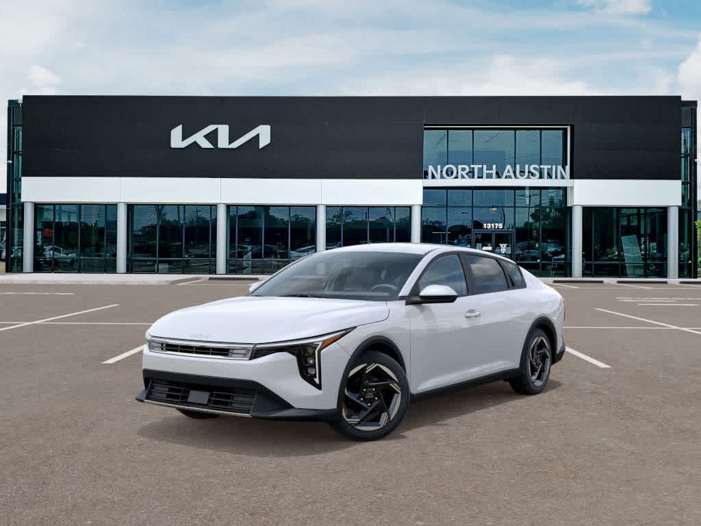 2025 Kia K4 - Image 1