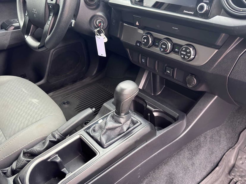 2021 Toyota Tacoma - Image 29