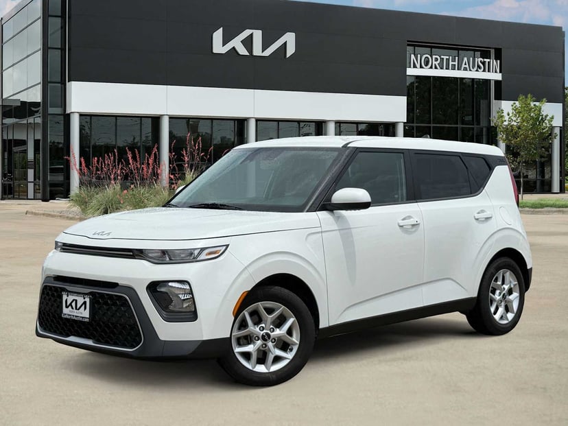 2022 Kia Soul - Image 1