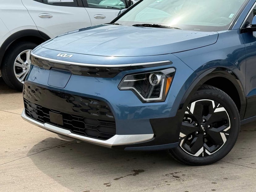 2024 Kia Niro EV - Image 2