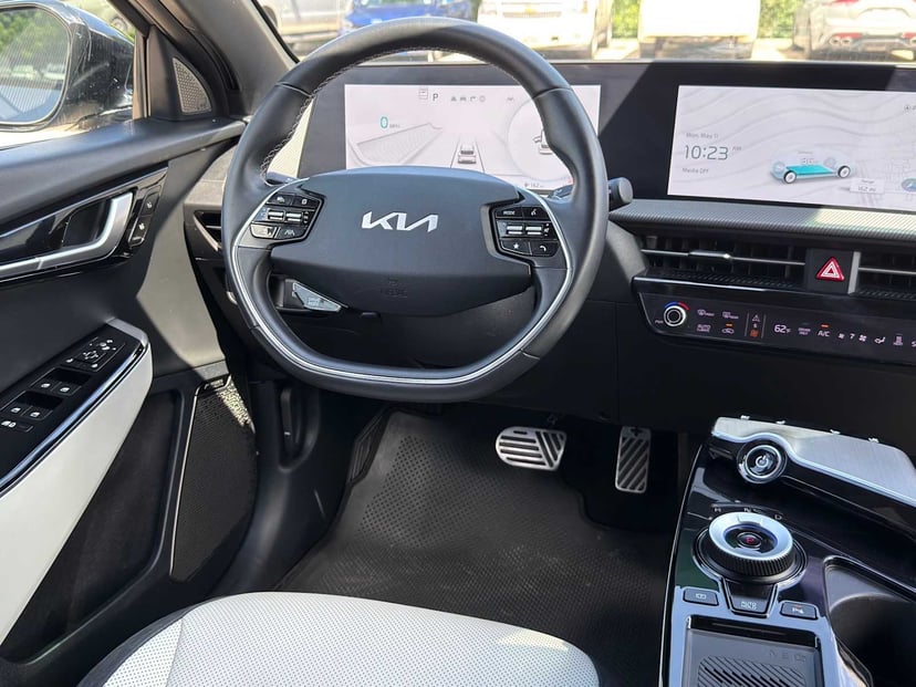 2024 Kia EV6 - Image 24