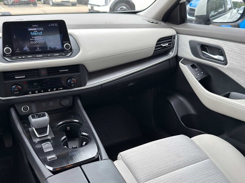 2023 Nissan Rogue - Image 23