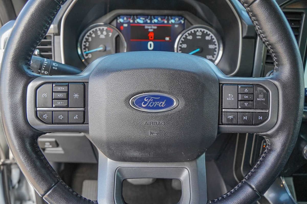 2022 Ford F-150 - Image 12