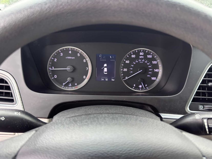 2016 Hyundai Sonata - Image 16