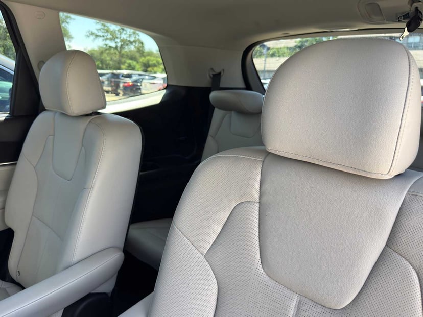 2022 Kia Telluride - Image 26