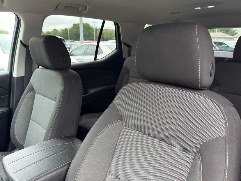 2020 Chevrolet Traverse - Image 7