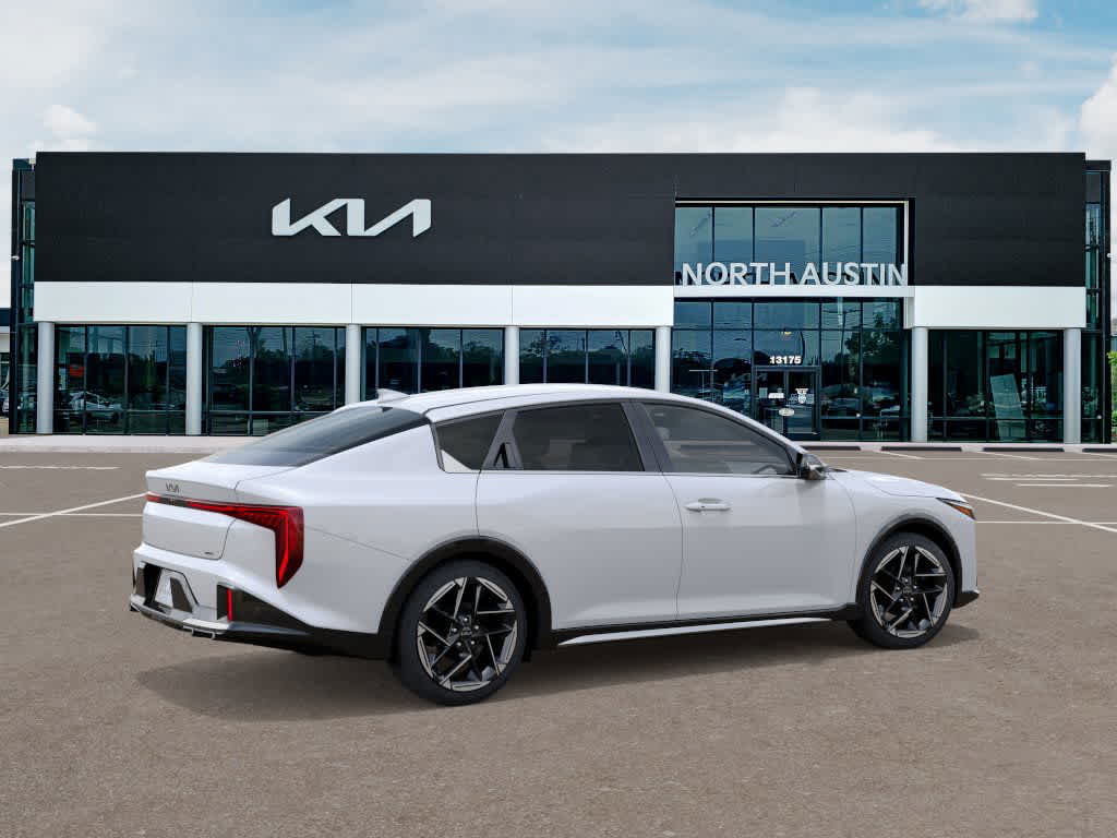 2026 Kia K4 - Image 6