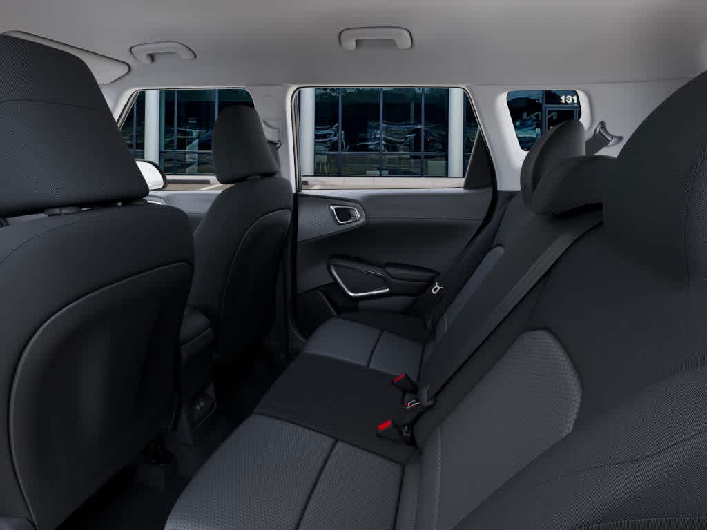 2025 Kia Soul - Image 18