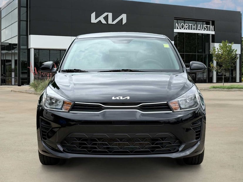 2023 Kia Rio - Image 3