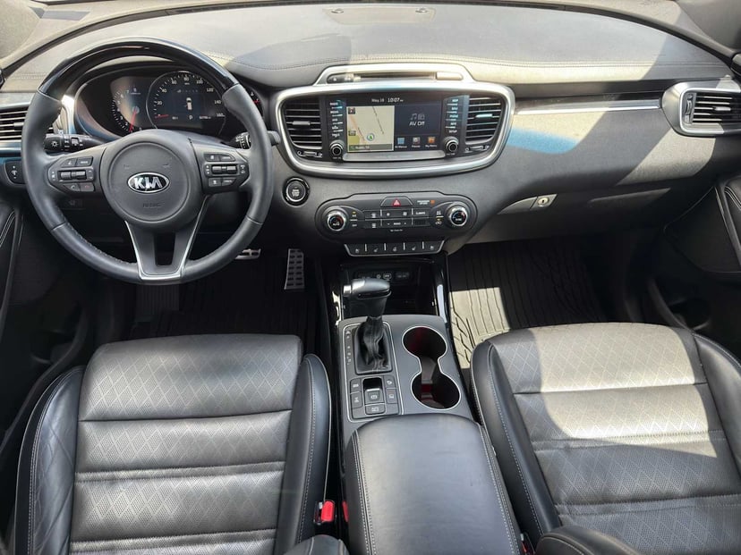 2018 Kia Sorento - Image 21