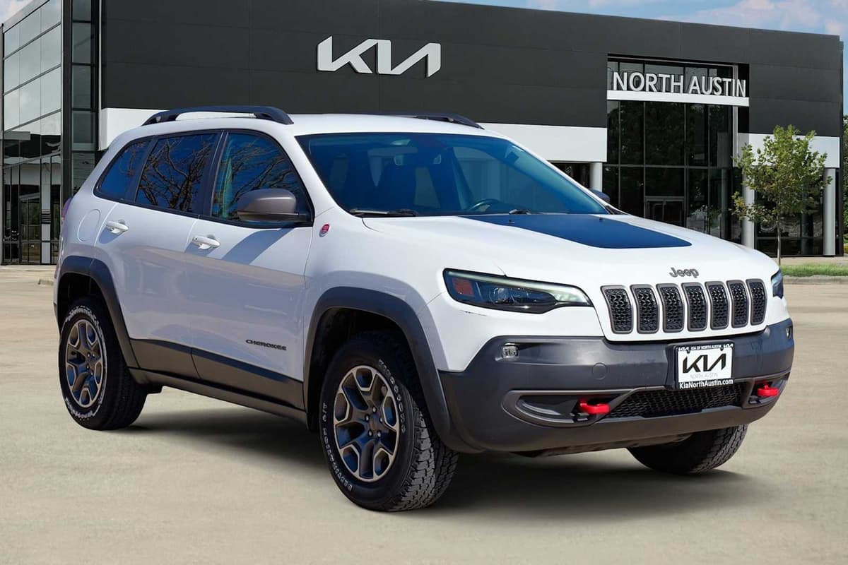 2020 Jeep Cherokee - Image 8