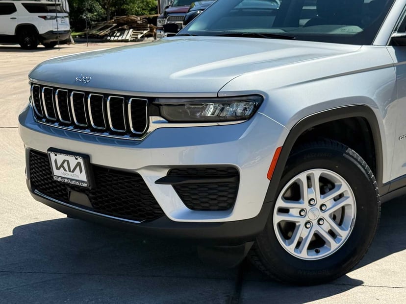 2023 Jeep Grand Cherokee - Image 1