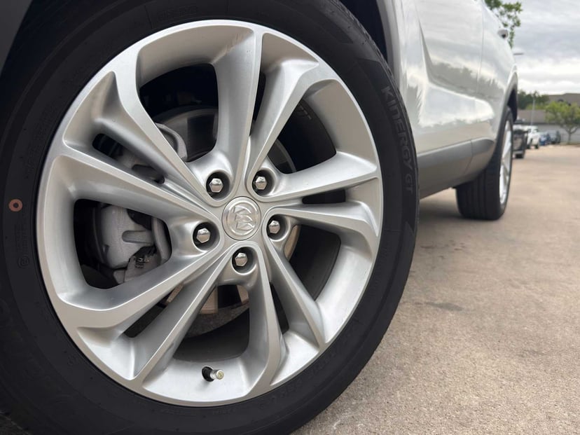 2023 Buick Encore GX - Image 3