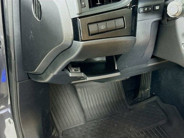 2025 LEXUS ES 300h - Image 10