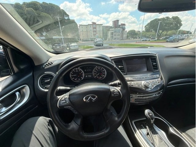 2018 INFINITI QX60 - Image 10