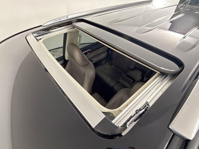 2023 LEXUS GX 460 - Image 23