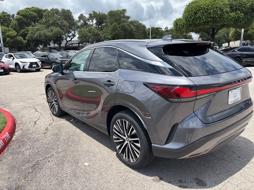 2023 LEXUS RX 350 - Image 2