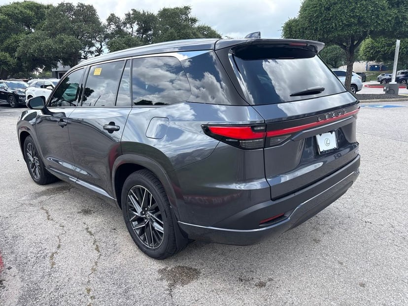 2025 LEXUS TX 350 - Image 2