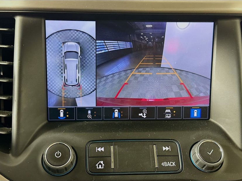 2022 GMC Acadia - Image 14