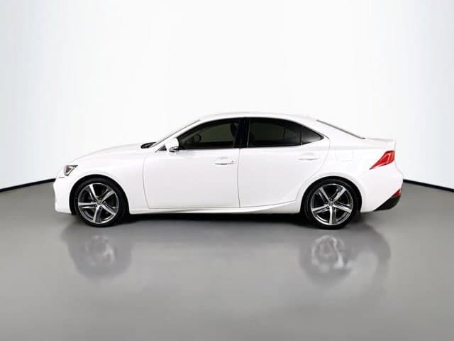 2018 LEXUS IS 300 - Image 8