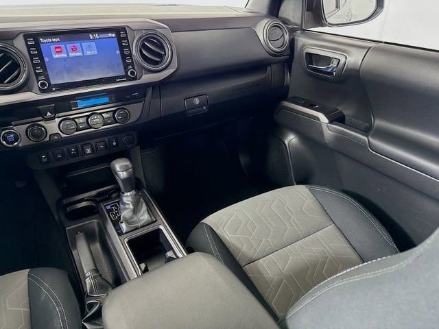 2023 Toyota Tacoma - Image 21
