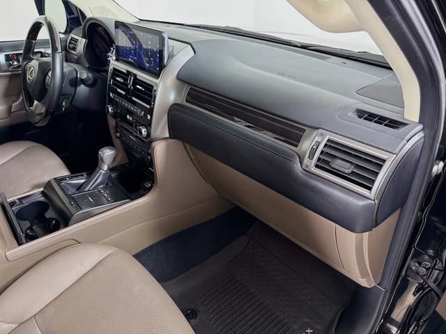 2023 LEXUS GX 460 - Image 31
