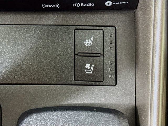 2018 LEXUS IS 300 - Image 21