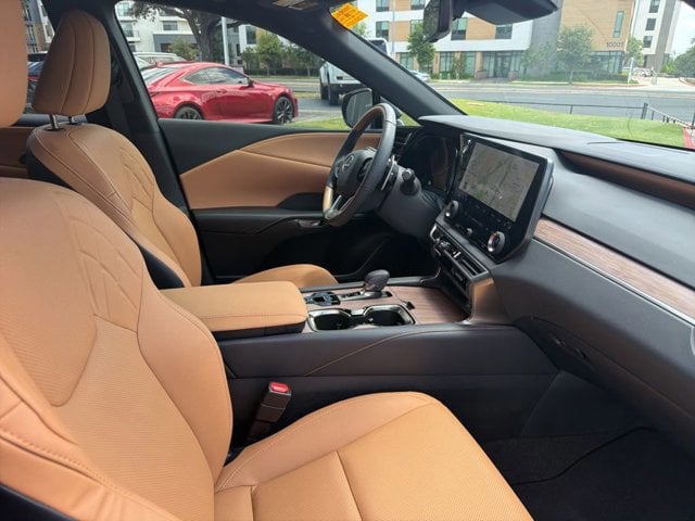 2024 LEXUS RX 350 - Image 3