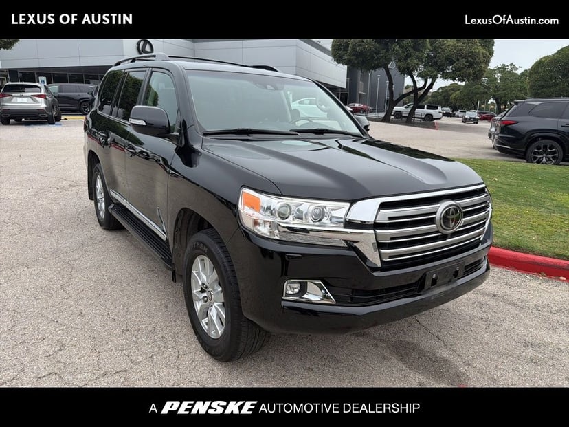 2021 Toyota Land Cruiser - Image 2
