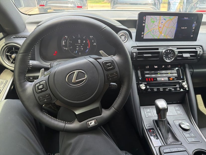 2023 LEXUS IS 350 - Image 10
