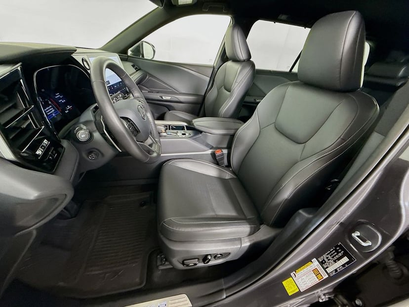 2025 LEXUS TX 350 - Image 20