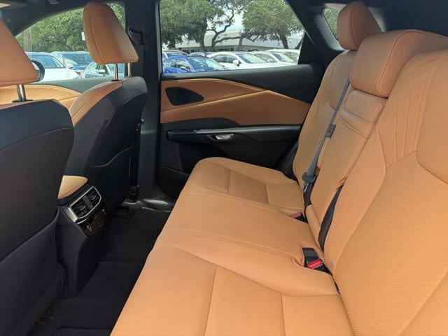 2024 LEXUS RX 350 - Image 9
