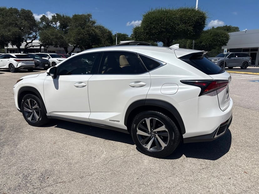 2018 LEXUS NX 300h - Image 2