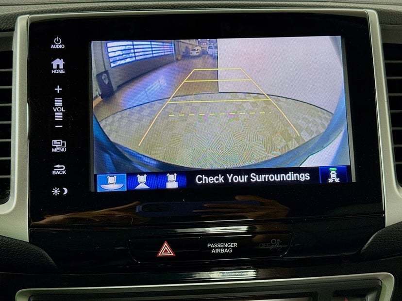 2017 Honda Pilot - Image 14