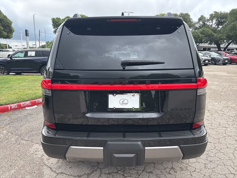 2024 LEXUS GX 550 - Image 2