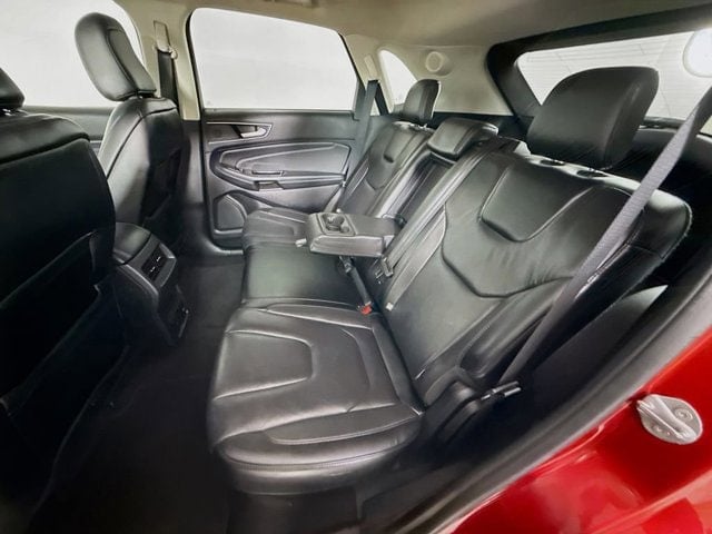 2020 Ford Edge - Image 22