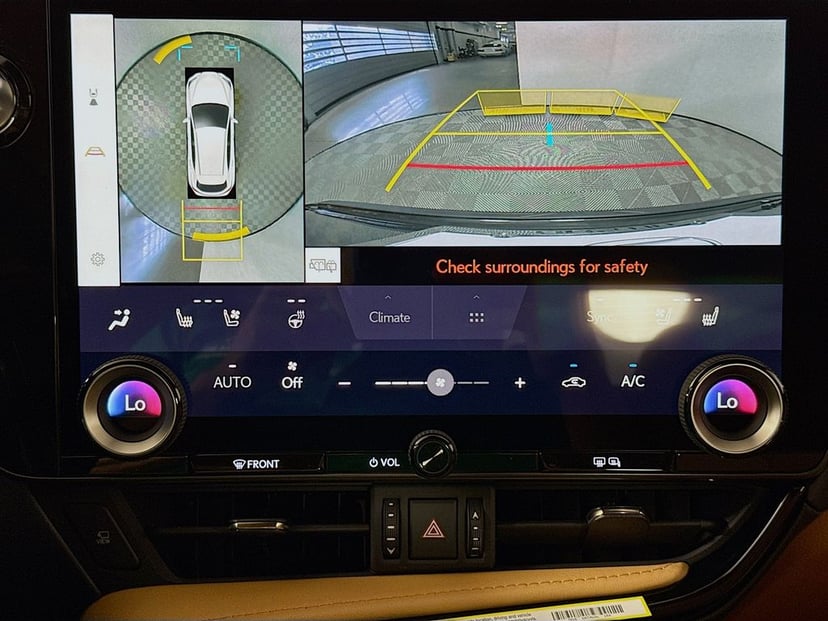 2026 LEXUS NX HYBRID - Image 13