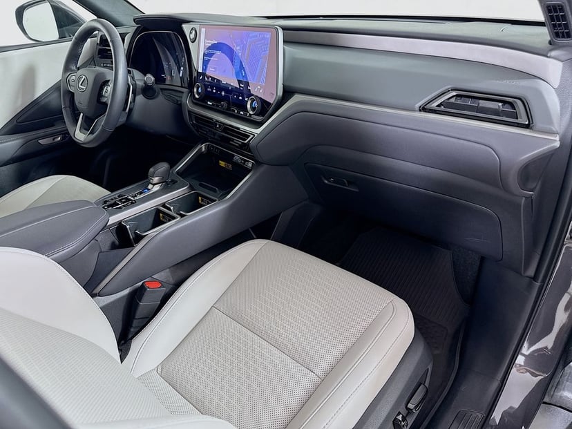 2026 LEXUS TX 350 - Image 30