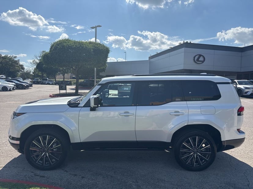 2026 LEXUS GX 550 - Image 1