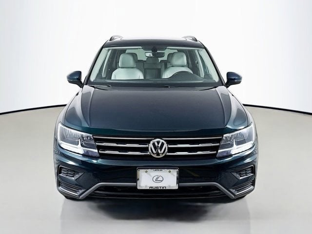 2019 Volkswagen Tiguan - Image 2