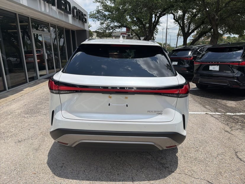2024 LEXUS RX 350 - Image 6