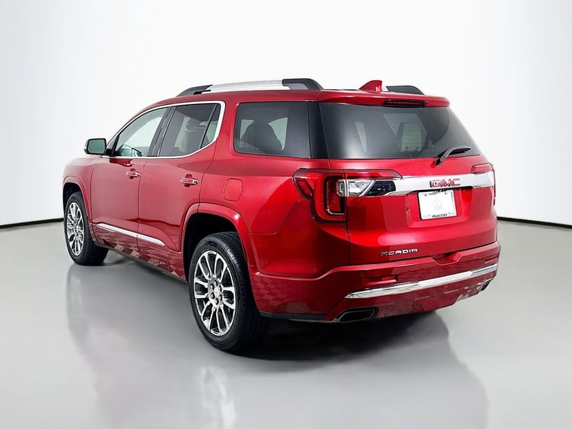 2022 GMC Acadia - Image 7